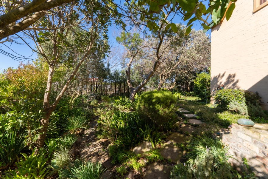 4 Bedroom Property for Sale in Bettys Bay Western Cape